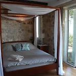 Old Olive House Nyaraló Zaháro