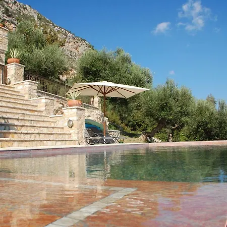 Old Olive House Hébergement de vacances Zacharo