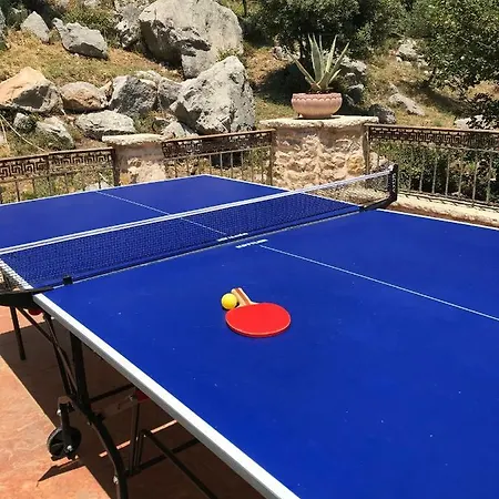 Old Olive House Захаро